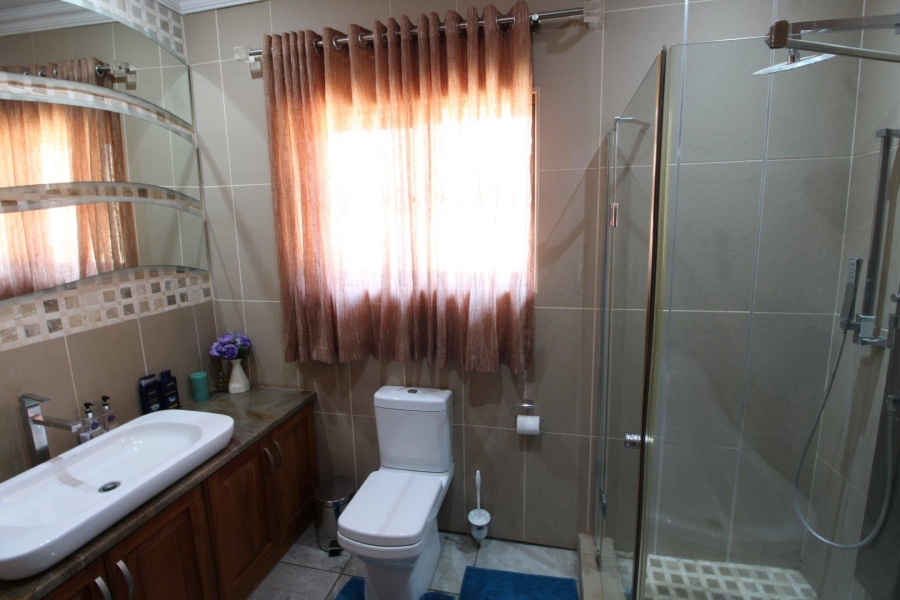 11 Bedroom Property for Sale in Van Der Hoff Park North West
